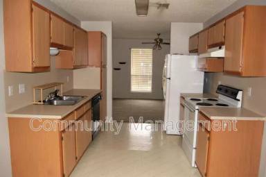 Main picture of 2639 Nanette Dr