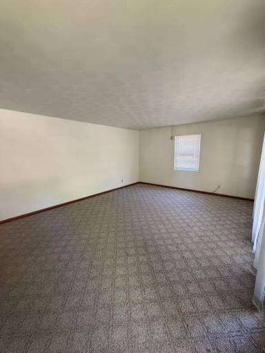 Main picture of 206 S Gray Dr