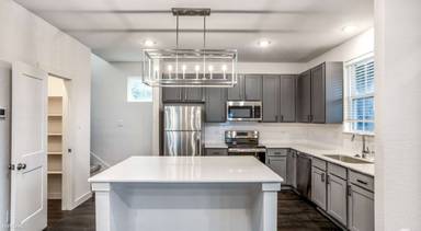 Main picture of 12130 Alamo Ranch Pkwy