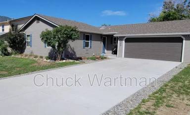 Main picture of 3920 Rosemere St