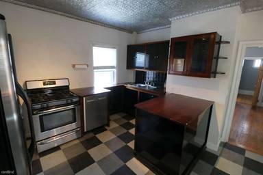 Main picture of 80 Irving St