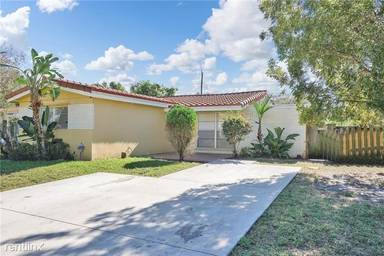 Main picture of 6670 Douglas St