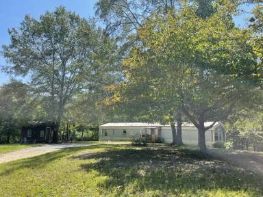 Main picture of 65 Two Lynn Dr