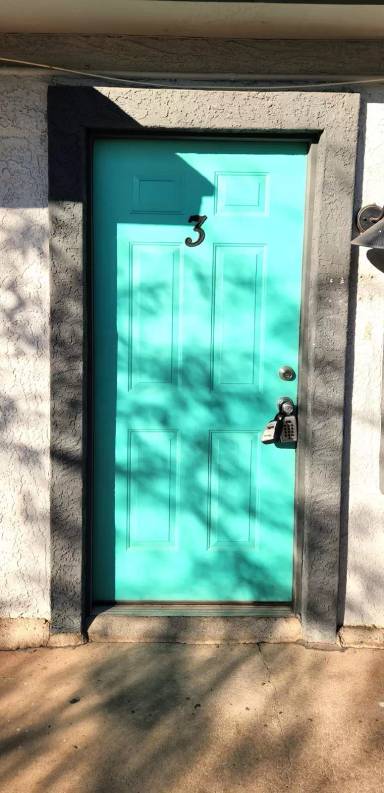 Main picture of 1814 N 26th Pl