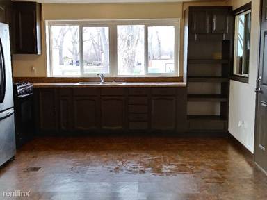 Main picture of 528 Steve St