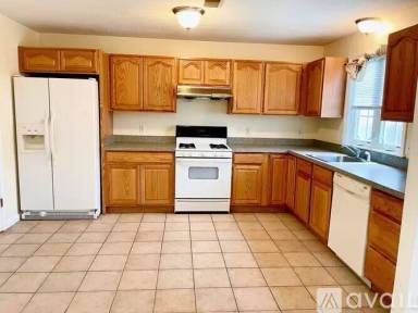 Main picture of 48 Edinboro Rd