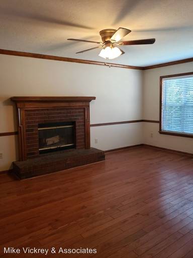 Main picture of 627 Kimberley Pl