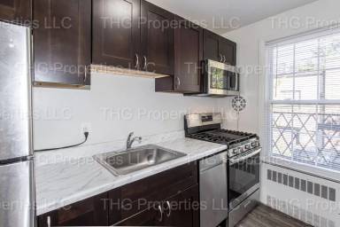 Main picture of Short Hills Village Apartments