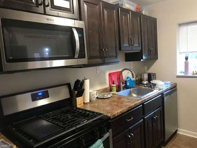 Main picture of 3333 Parkview Ave