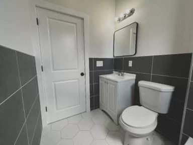 Main picture of 223 Munn Ave