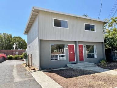 Main picture of 123 Casa St