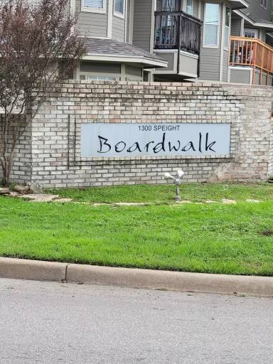 Main picture of 1334 Park Ave