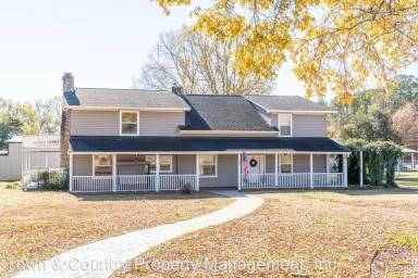 Main picture of 312 Scotch Cross Rd E