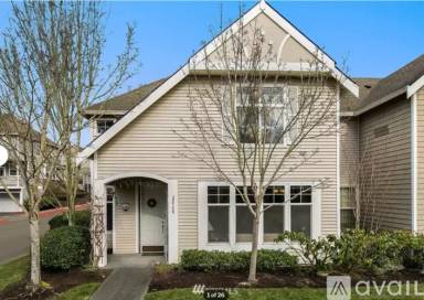 Main picture of 22748 NE 4th Pl