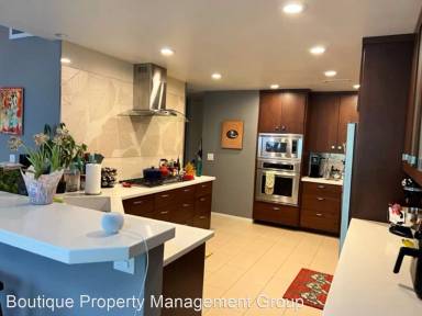 Main picture of 2046 Sea Cove Ln