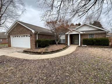 Main picture of 113 Centennial Dr