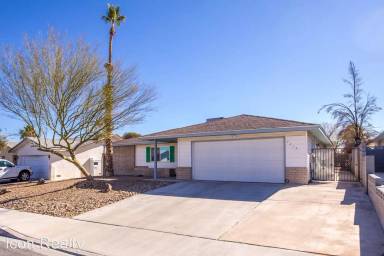 Main picture of 7213 Lakeland Ct