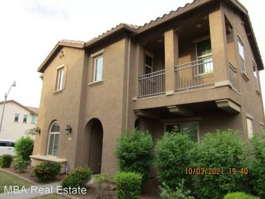 Main picture of 863 S Annie Ln