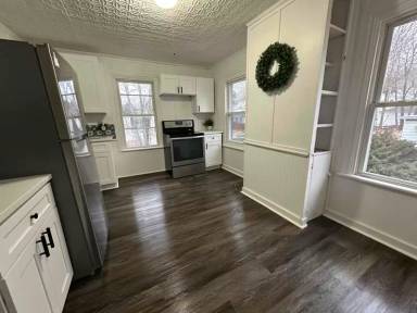 Main picture of 16 Spaulding St