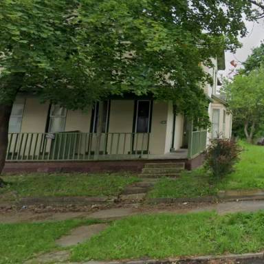 Main picture of 118 N 14th St