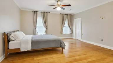 Main picture of 126 Rue de la Paix