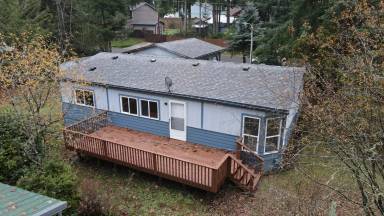 Main picture of 10 E Colvos Pl W