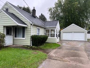 Main picture of 1328 Alberta St NE