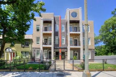 Main picture of 1220 19th St NE