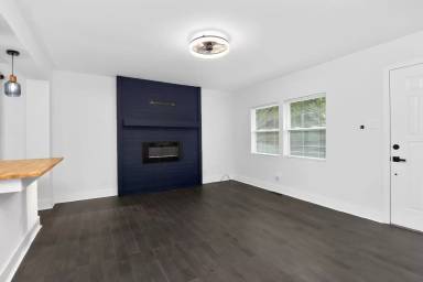 Main picture of 1814 Eastway Dr