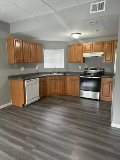 Main picture of 12860 Dolphin St