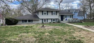 Main picture of 2901 NE 63rd St