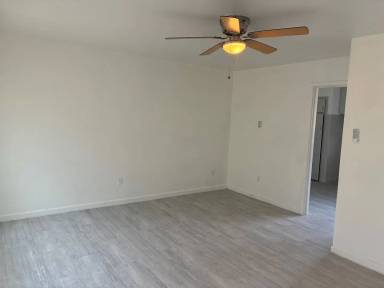 Main picture of 2504 44th St