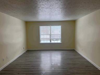 Main picture of 105 Pear Orchard Rd
