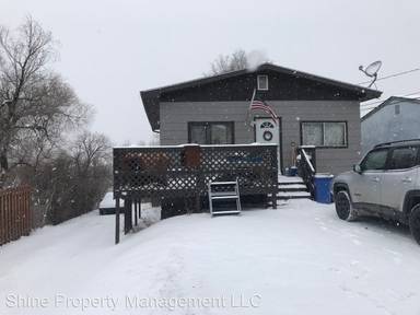 Main picture of 716 Blaine Ave