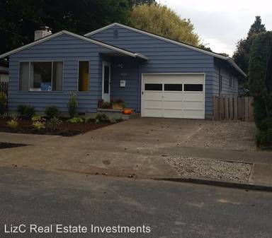 Main picture of 4012 SE Tolman St