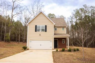 Main picture of 145 Pine Ridge Rd