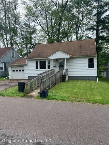 Main picture of 361 Mc Alpine St
