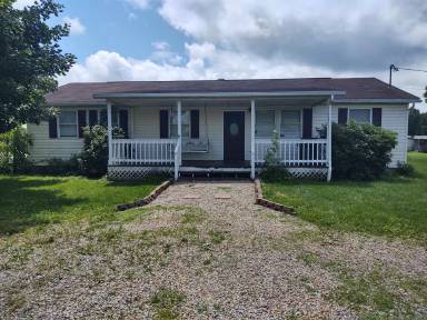 Main picture of 17372 Leatherwood Rd