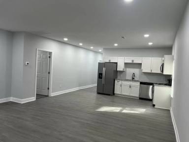 Main picture of 1207 W 3rd St