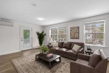 Main picture of Carrier Woods Apartments