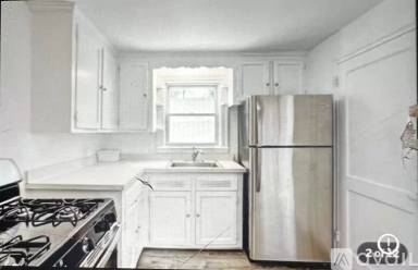 Main picture of 30 Bateman St
