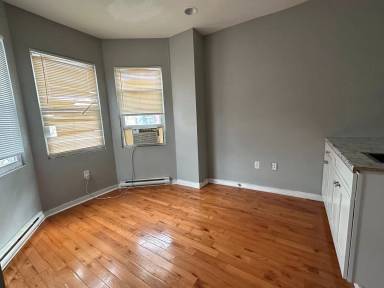 Main picture of 1329 N 16th St