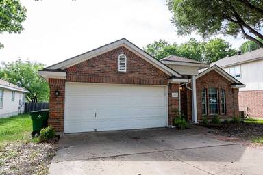 Main picture of 20817 Trotters Ln