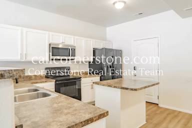 Main picture of 2138 Phillips Aly