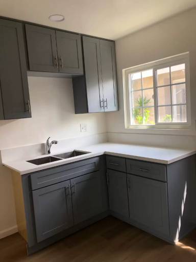 Main picture of 13352 Downey Ave