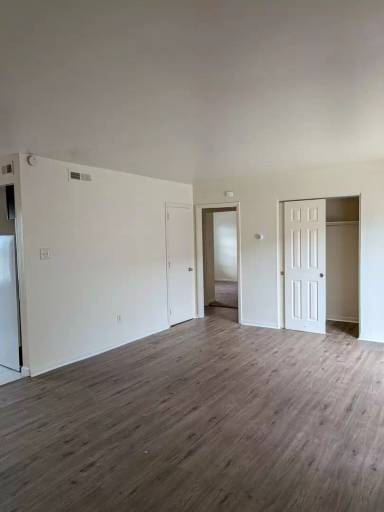 Main picture of 1001 N Spring St