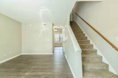 Main picture of 1370 Remount Rd