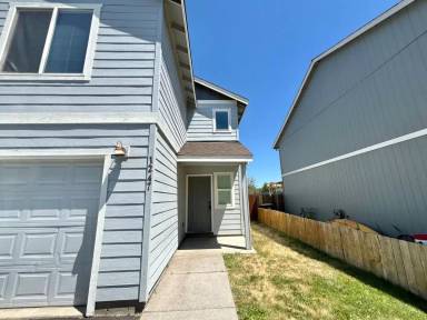 Main picture of 1233 SW 27th St