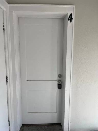 Main picture of 308 E Pine St