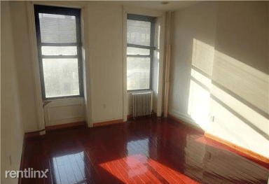 Main picture of 774 9th Ave